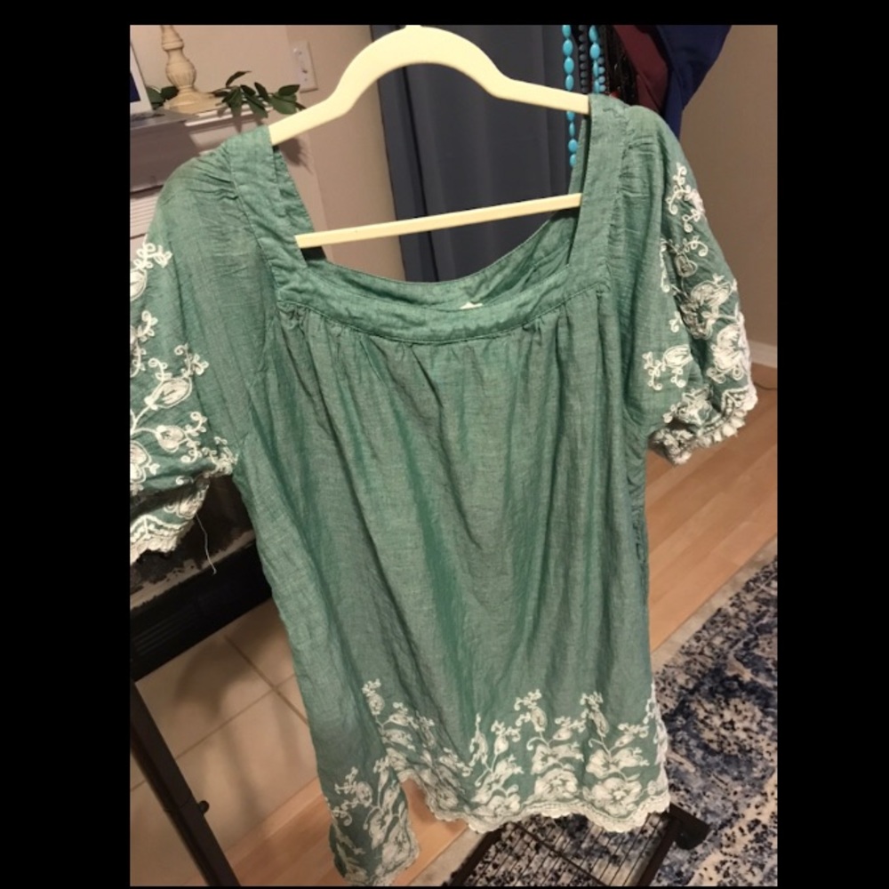 Green lace linen dress